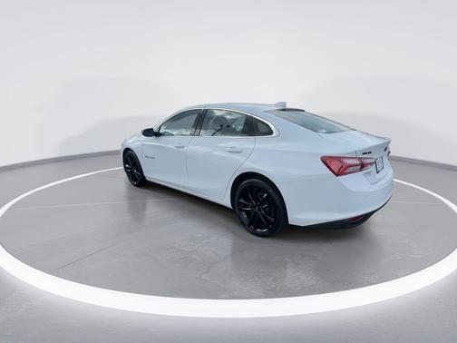 Summit White 2024 Chevrolet Malibu 1LT