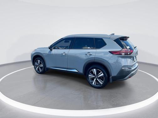 Boulder Gray Pearl 2021 Nissan Rogue SL