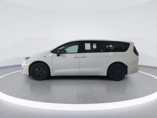 2024 Chrysler Pacifica Hybrid S Appearance Pkg