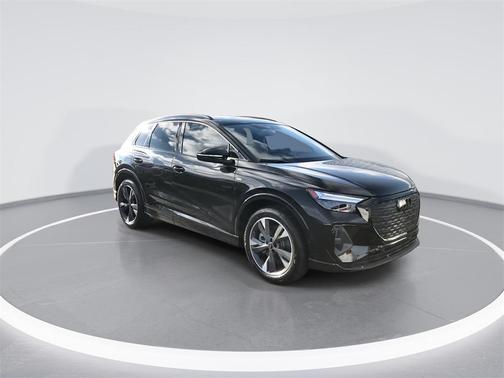 2024 Audi Q4 e-tron Premium Plus 55 quattro