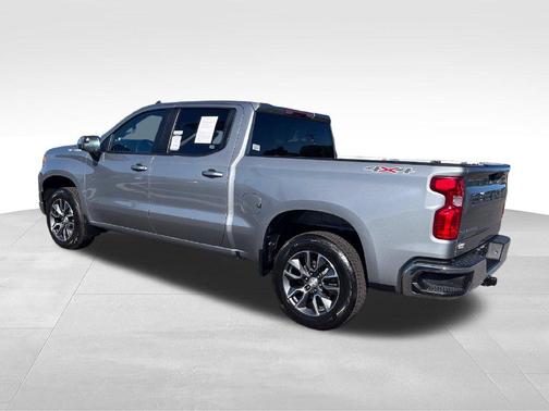Sterling Gray Metallic 2023 Chevrolet Silverado 1500 LT