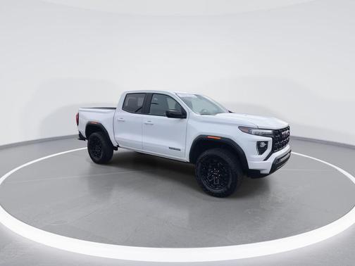 Summit White 2026 GMC Canyon Elevation