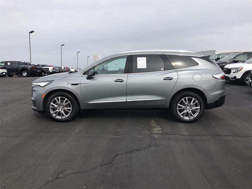 2023 Buick Enclave Essence AWD