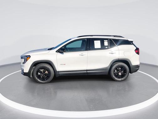 2023 GMC Terrain AWD AT4