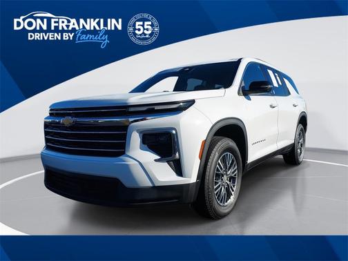 2025 Chevrolet Traverse LT