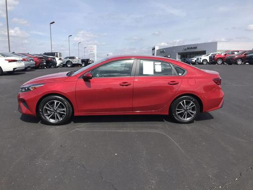 Currant Red 2022 Kia Forte LXS