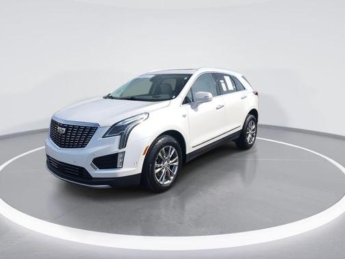 Crystal White Tricoat 2023 Cadillac XT5 Premium Luxury