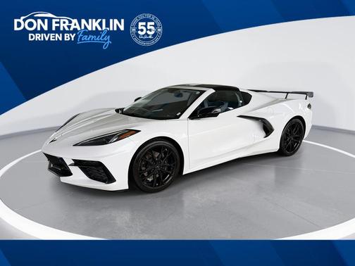 Arctic White 2023 Chevrolet Corvette Stingray w/3LT