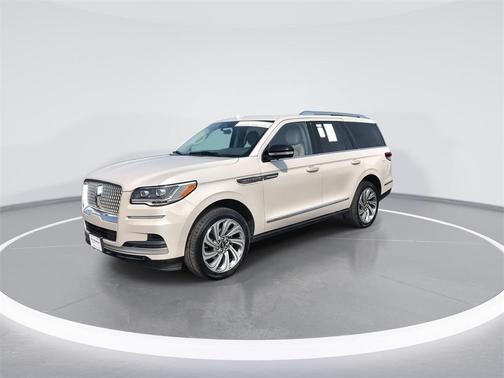2024 Lincoln Navigator Premiere