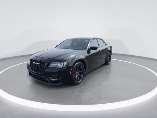 2019 Chrysler 300 S
