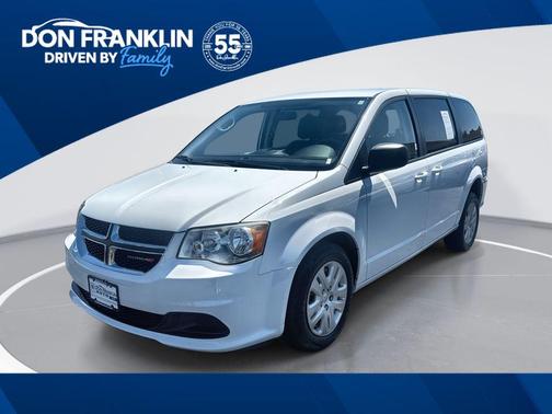 White Knuckle Clearcoat 2018 Dodge Grand Caravan SE