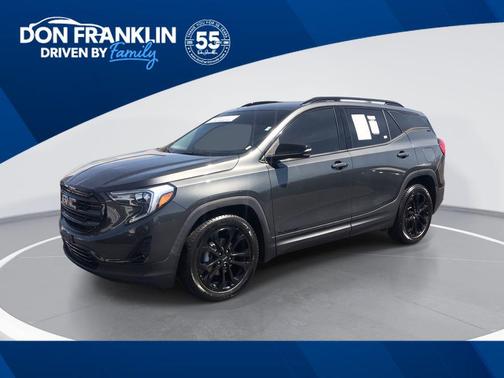 Graphite Gray Metallic 2021 GMC Terrain SLT