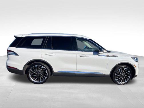 PRISTINE WHITE MET 3C 2023 Lincoln Aviator Reserve AWD