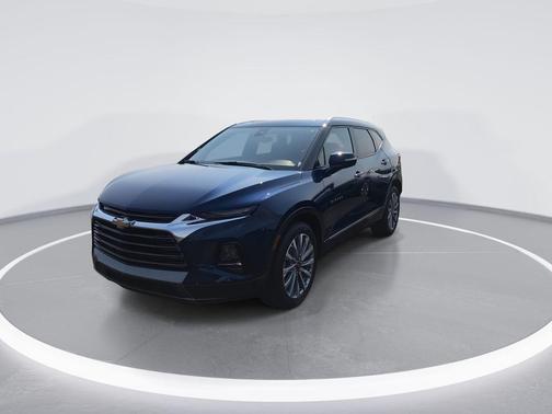 Blue Glow Metallic 2022 Chevrolet Blazer Premier
