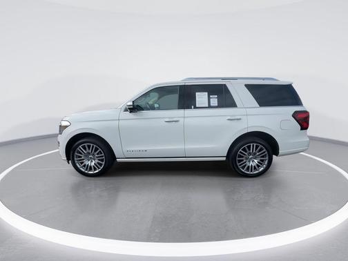 2022 Ford Expedition Platinum