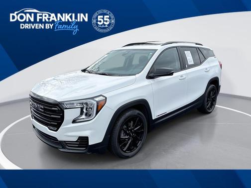 Summit White 2024 GMC Terrain SLE