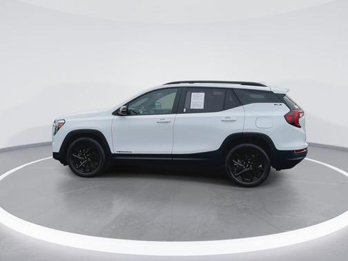 Summit White 2024 GMC Terrain SLE