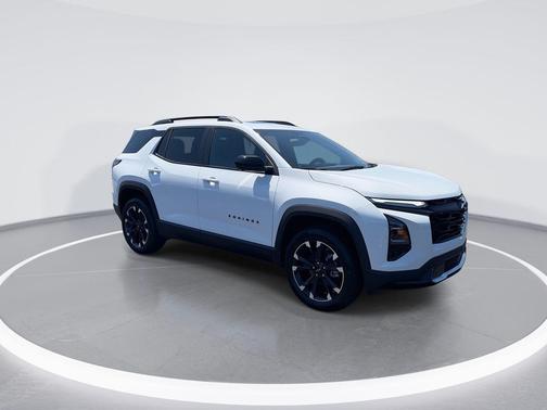 Polar White Tricoat 2026 Chevrolet Equinox AWD RS