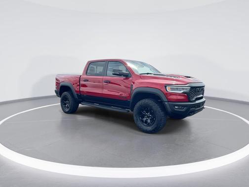 Molten Red Pearlcoat 2026 RAM 1500 RHO Crew Cab 4x4 5'7' Box