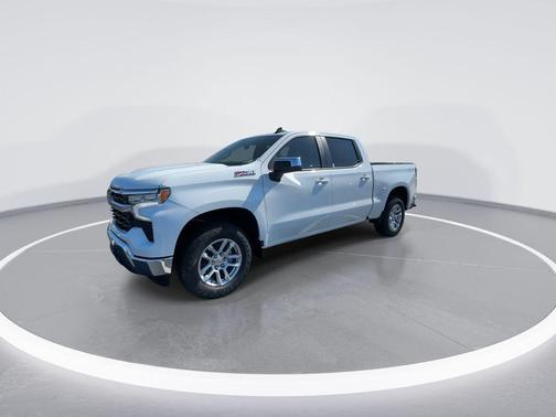 Summit White 2026 Chevrolet Silverado 1500 LT