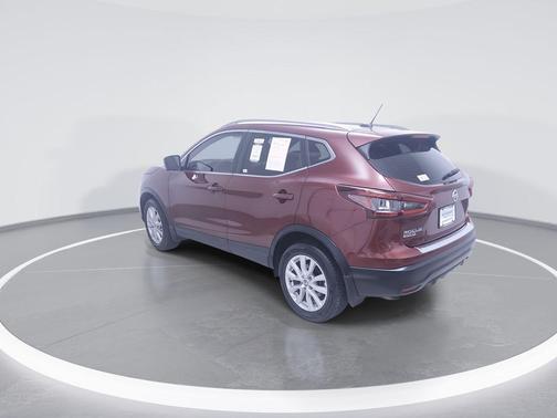 2022 Nissan Rogue Sport SV