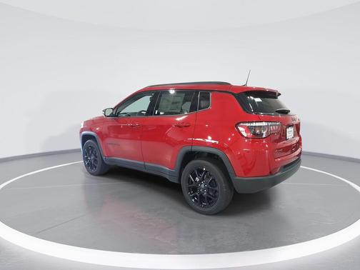 Red Hot Pearlcoat 2026 Jeep Compass Latitude