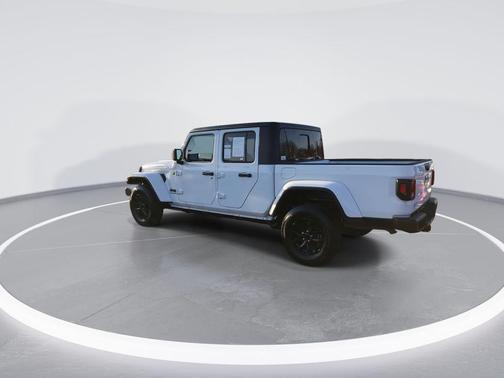 2022 Jeep Gladiator Altitude 4x4