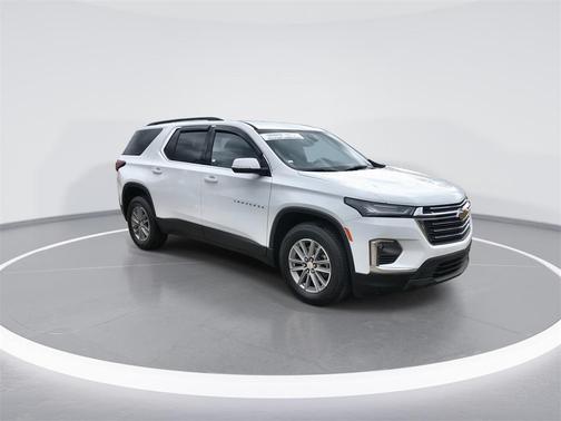 2023 Chevrolet Traverse LT