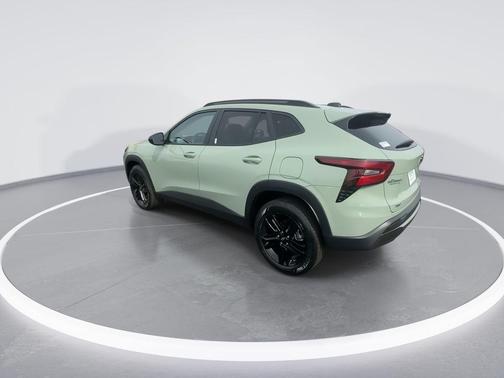 Cacti Green 2025 Chevrolet Trax FWD ACTIV