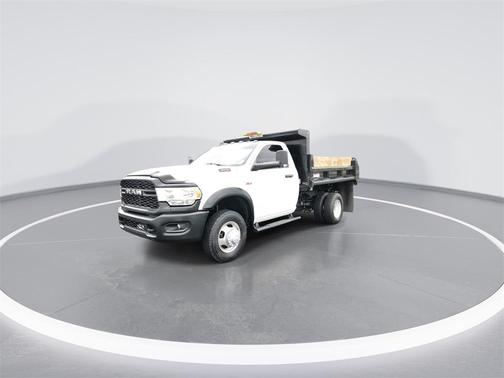 2022 RAM 3500 Tradesman/SLT