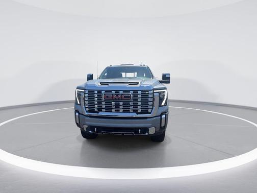 Sterling Metallic 2024 GMC Sierra 2500 Denali