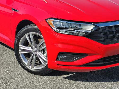 Tornado Red 2021 Volkswagen Jetta 1.4T R-Line