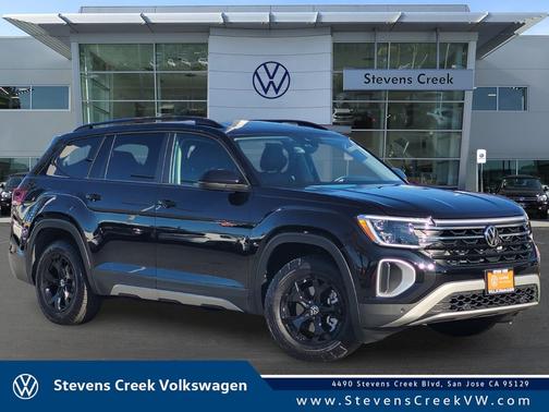 2024 Volkswagen Atlas 2.0T Peak Edition SEL