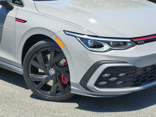 2022 Volkswagen Golf GTI 2.0T SE