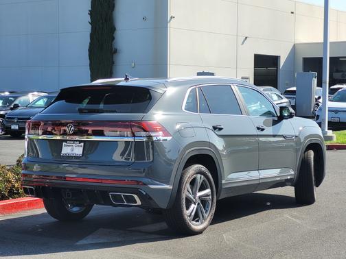 Gray 2024 Volkswagen Atlas Cross Sport 2.0T SEL R-Line