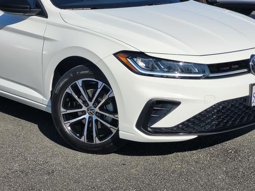 2025 Volkswagen Jetta 1.5T Sport