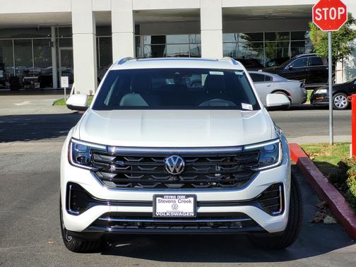 White/off-white 2024 Volkswagen Atlas Cross Sport 2.0T SEL Premium R-Line