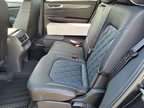 Black 2026 Volkswagen Atlas Cross Sport 2.0T SEL Premium R-Line