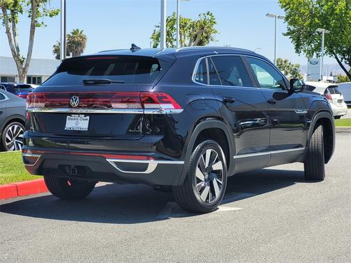 2024 Volkswagen Atlas Cross Sport 2.0T SEL