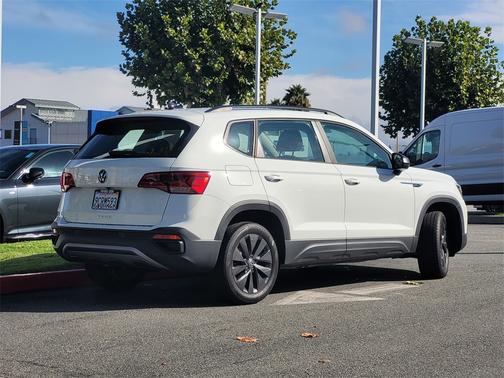 2022 Volkswagen Taos 1.5T S