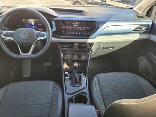 Pyrite Silver Metallic 2023 Volkswagen Taos 1.5T SE