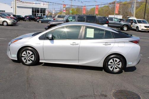 2018 Toyota Prius Three