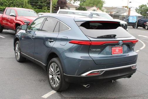 2023 Toyota Venza XLE