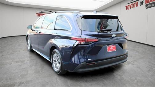 2021 Toyota Sienna XLE 7 Passenger
