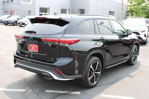2022 Toyota Highlander XSE