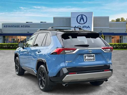 2024 Toyota RAV4 Hybrid SE