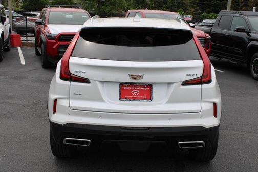 2024 Cadillac XT4 Premium Luxury
