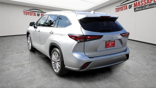 2025 Toyota Highlander Platinum