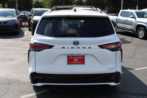 2023 Toyota Sienna XSE 7 Passenger
