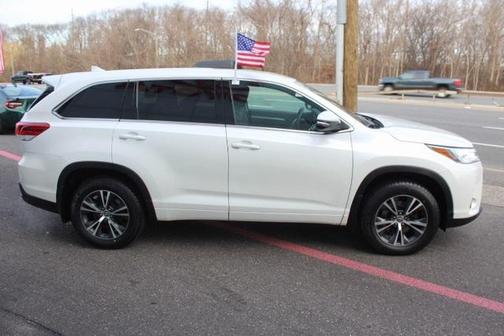 2017 Toyota Highlander LE Plus